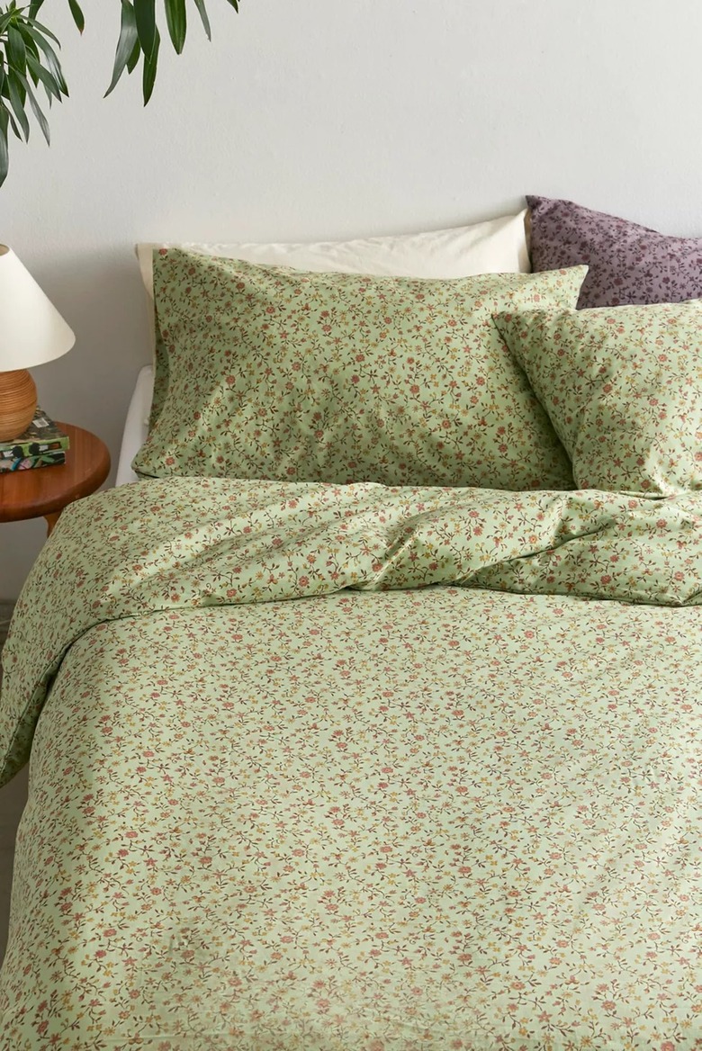 green floral bedding