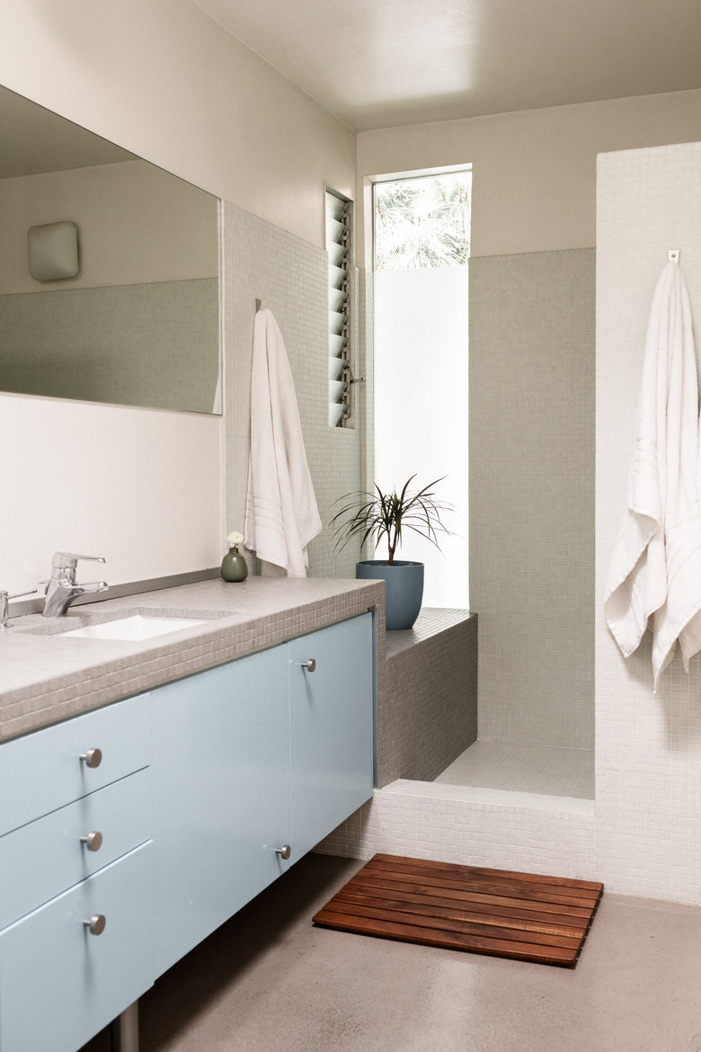 Brian Lane and Lucy Gonzalez Home Tour - Bathroom