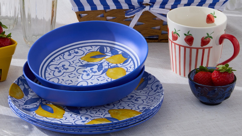 Dollar General Lemon Print Glass Condiment Mini Bowls in blue with strawberries in them