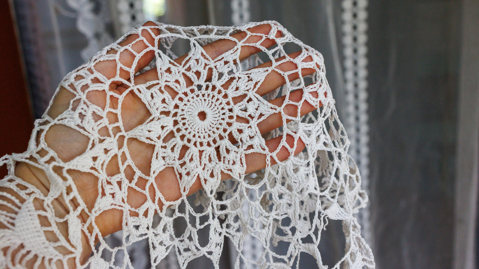 14 Genius Ways To Transform Vintage Doilies Into Stunning Wall Decor
