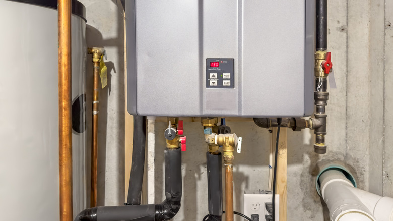 A tankless hot water heater