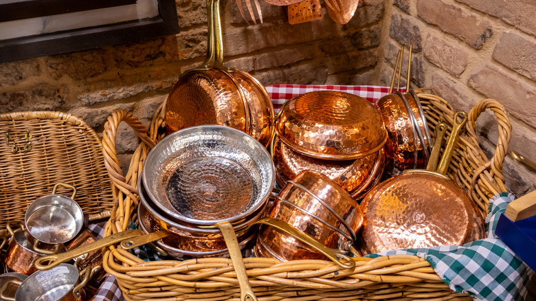 Classic copper cookware for sale