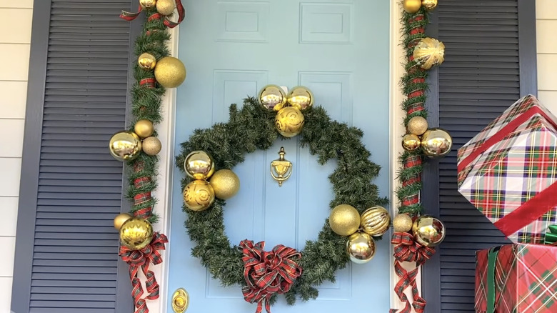 Pool noodle garlands