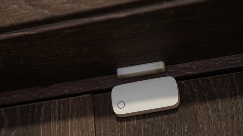 A smart sensor on a closed door