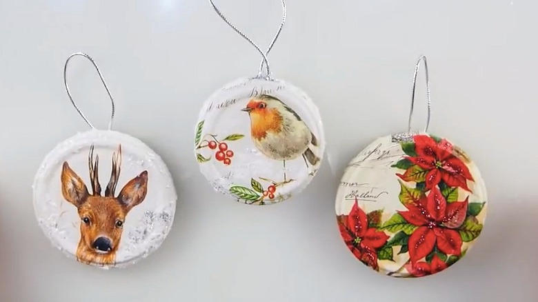Christmas ornaments made from lids