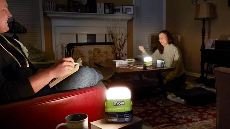 Using Ryobi lamps during a power outage