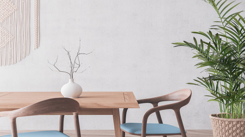 A Scandi-style minimalist dining room