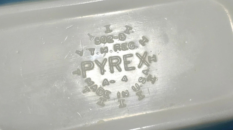 Pyrex backstamp from an aqua blue refrigerator dish