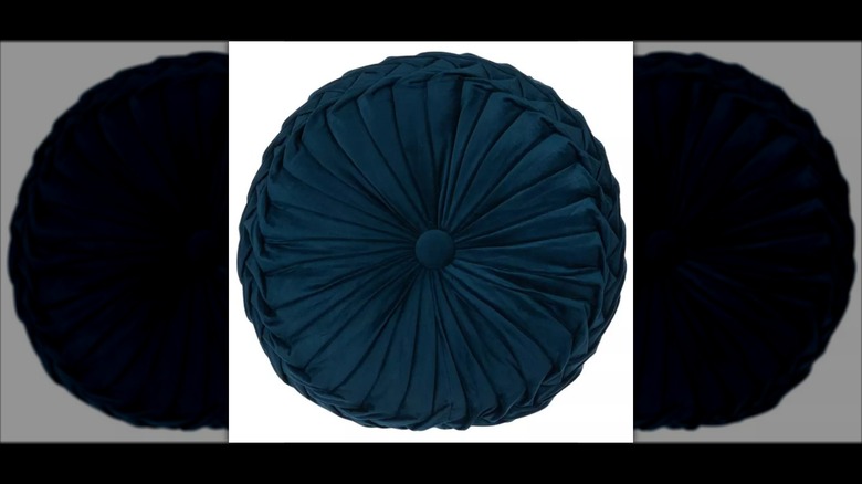 Dark blue round pillow