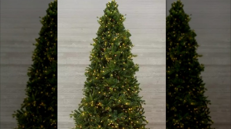 Brittany pine pre-lit Christmas tree