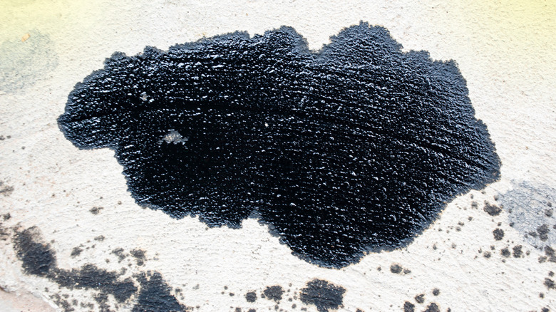 oil stain on garage floor