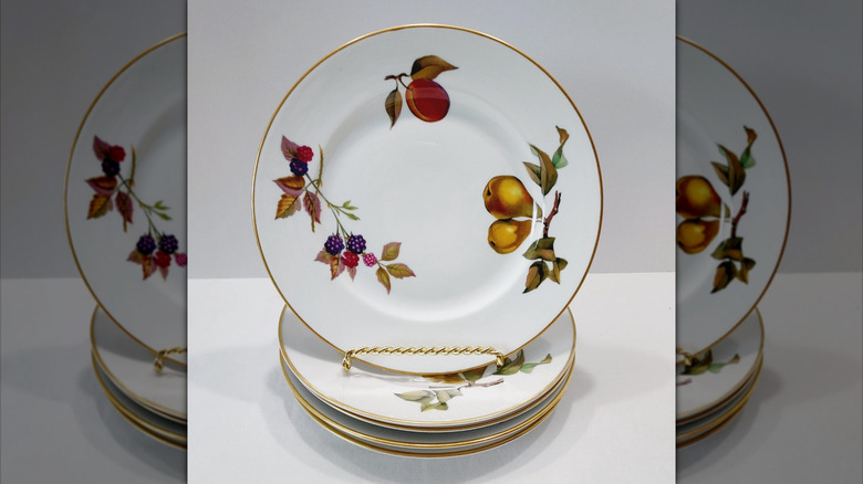 Royal Worcester evesham plates