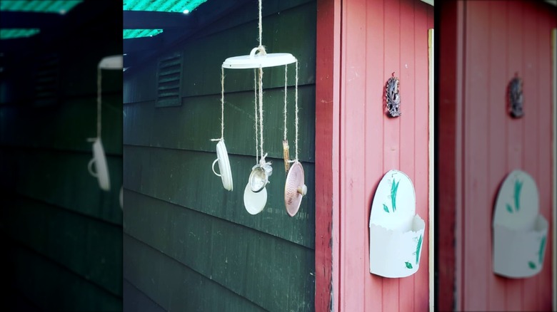 A windchime made entirely of pot lids