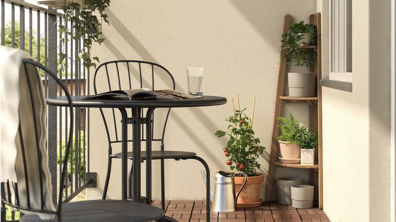 Ikea ASKHOLMEN corner plant stand