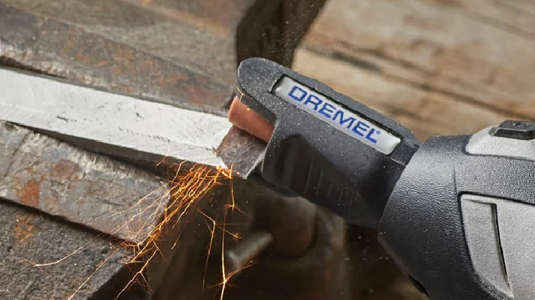 Dremel A679-02 sharpening attachment kit