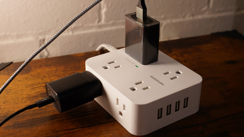 surge protector power strip