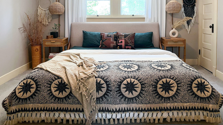 boho bed made with Bedsure forest green bamboo Rayon sheets