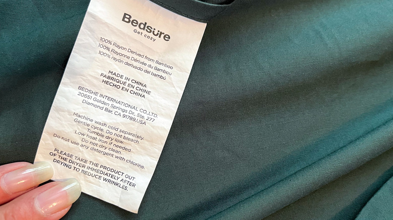 washing and care tag on Bedsure bamboo Rayon bed sheets