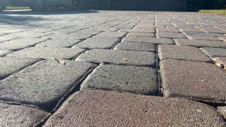 Sealed concrete pavers