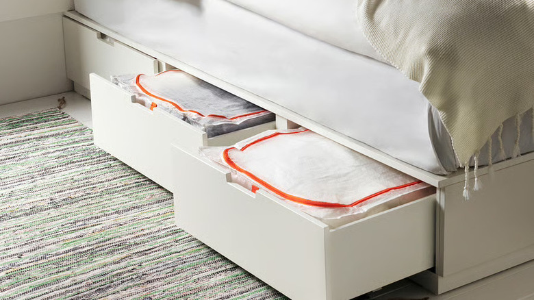 PÄRKLA Storage Case under bed filled