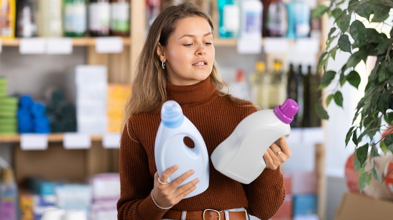 Buy Laundry Detergent In Bulk And You Might Regret It — Here's Why