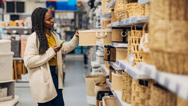 Someone shopping for baskets at the store