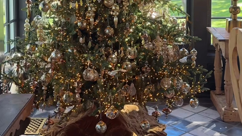 Joanna Gaines' tree up close decked in gold