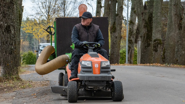 a pull behind lawn vacuum