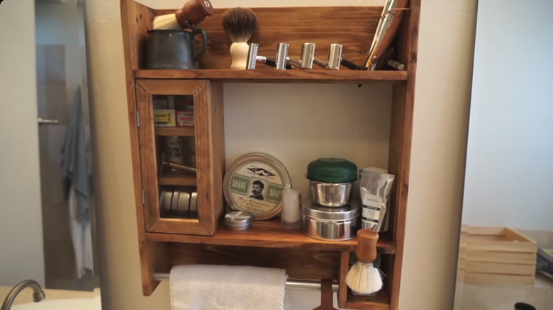 Finished shaving cabinet using pallet wood