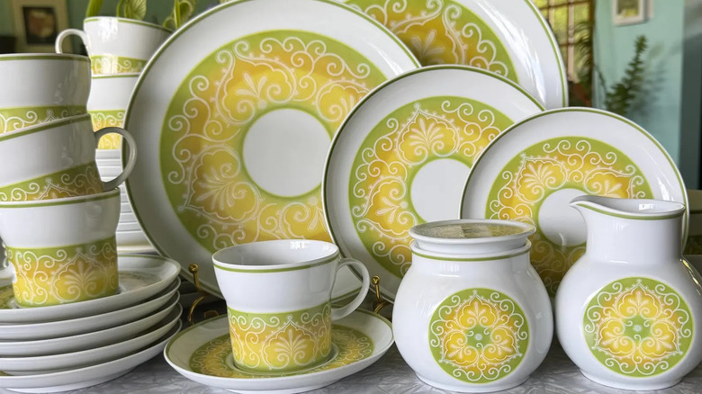 Retro '60s Noritake fine china is displayed on a table