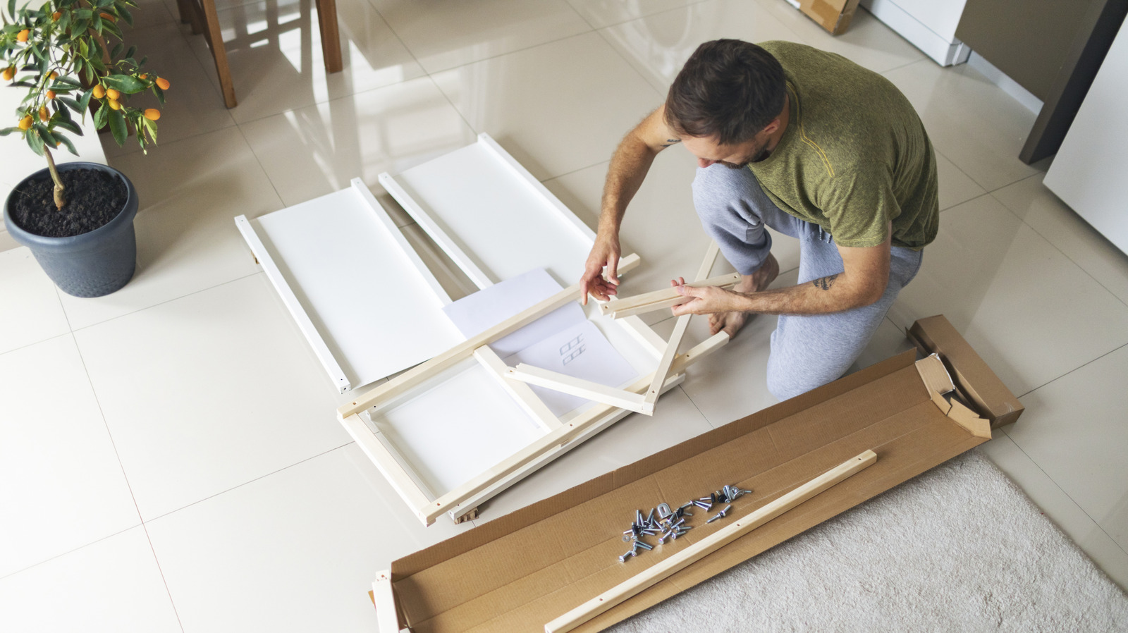 Give Basic IKEA Furniture An Oak Cabinet-Inspired Faux Finish With A Clever DIY