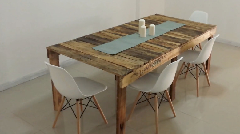 DIY dining table from wood pallets