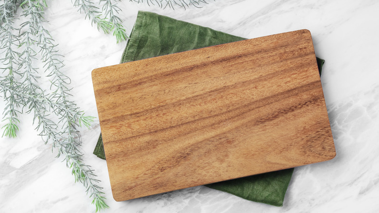 How To Repurpose A Dollar Tree Cutting Board Into An Adorable Kitchen Decor Piece