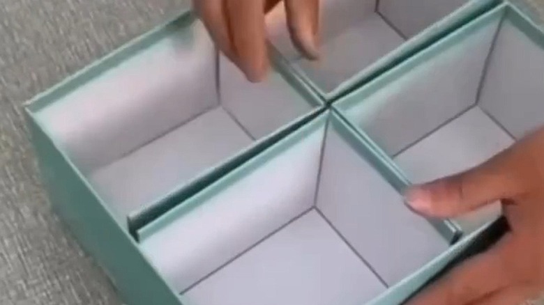 A divider made of a shoebox