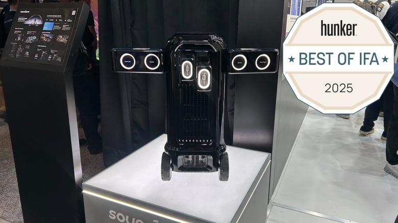 Anker Soundcore Nebula X1 Pro projector