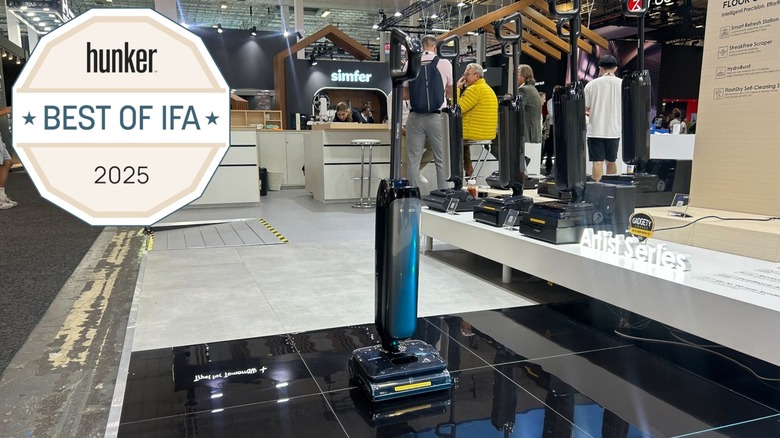 Tineco FLOOR ONE S9 Artist Steam Pro at IFA with Hunker "best of IFA" badge