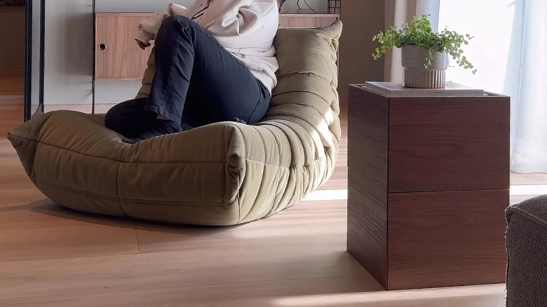 Instagram creator @elinhjemli with her IKEA EKET hack side table