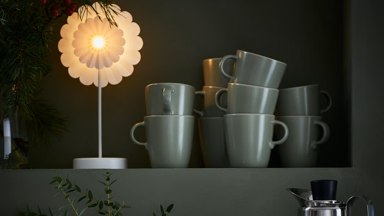 Cups matching kitchen paint