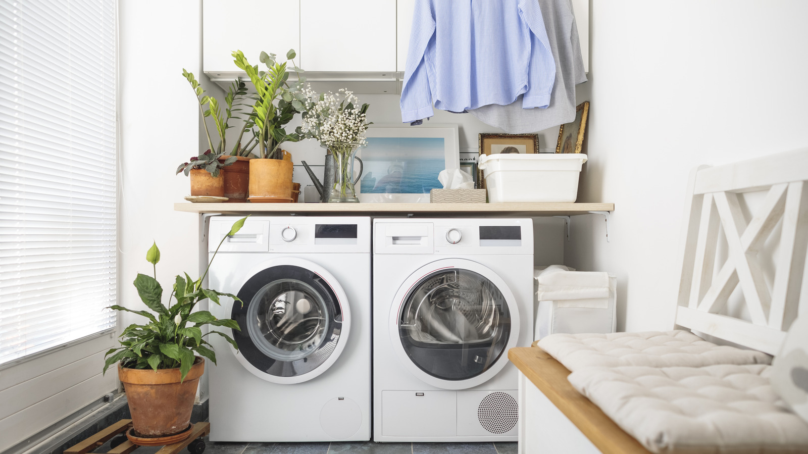 This Clever IKEA Hack Is A Game-Changer For Air-Drying Laundry In Small ...