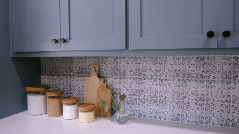 Elida Ceramica Cardoso Deco from Fixer To Fabulous episode