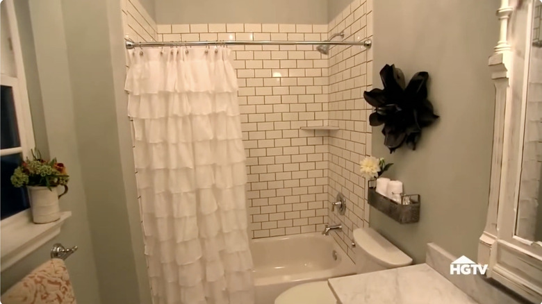 Lighter bathroom space designed by Joanna Gaines