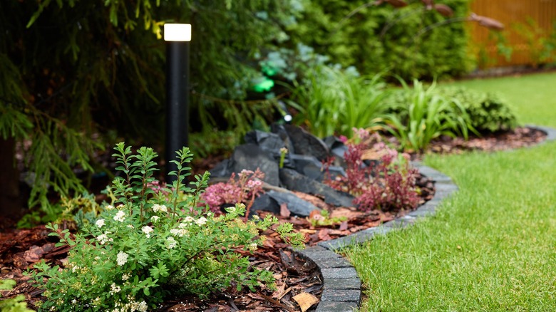Garden lined with bluestone pavers