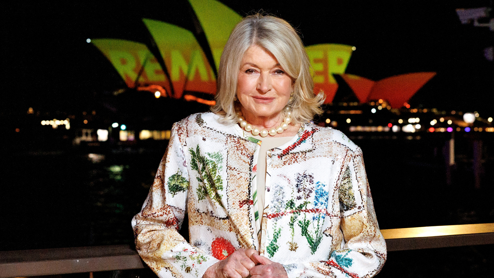 Martha Stewart's Clever Space-Saving Secret For Storing Kitchen Towels, image size:1600x900