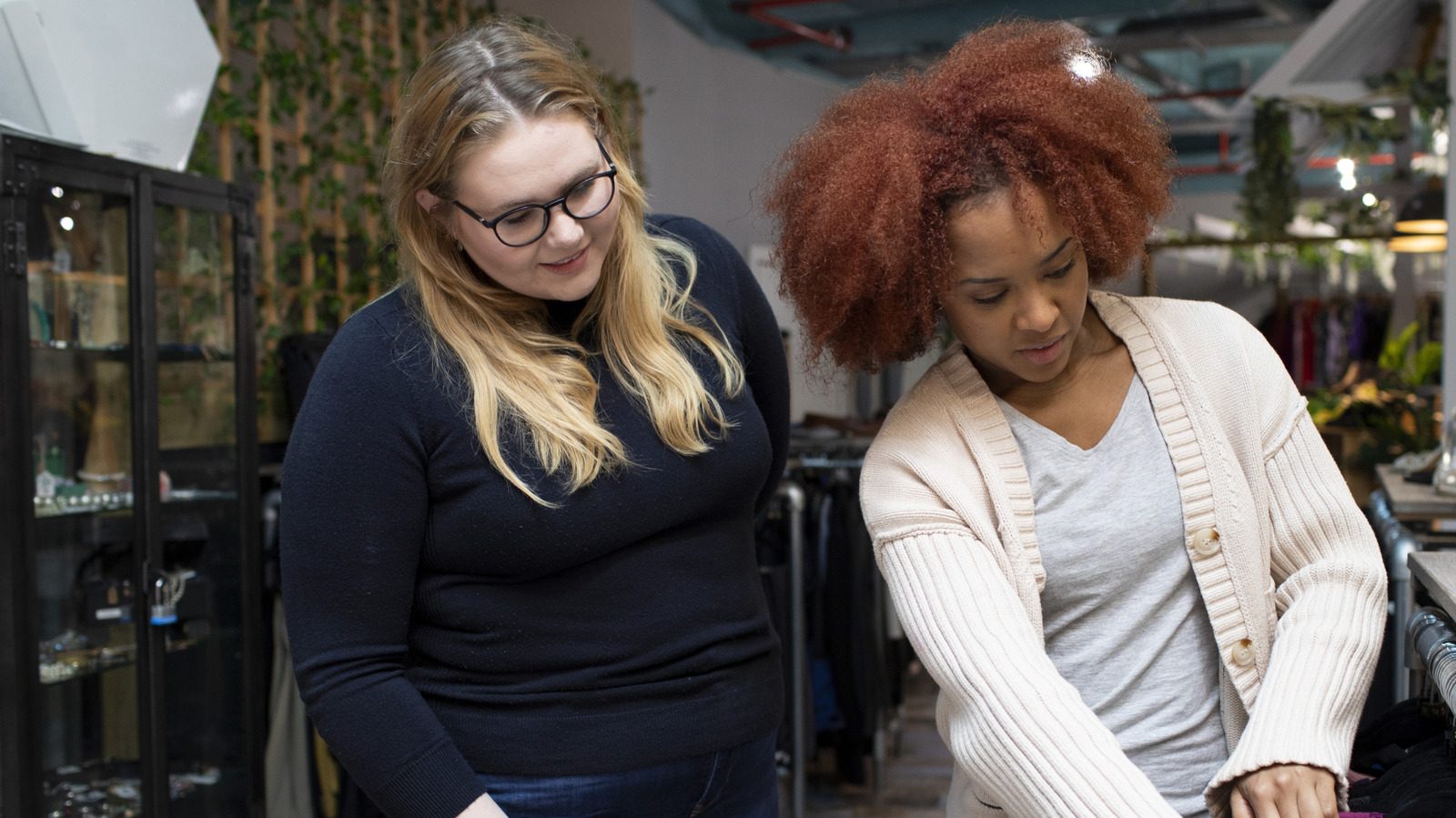 Millennials Ditched This '70s Decor Trend — Now Gen Z Is Bringing The Vintage Style Back