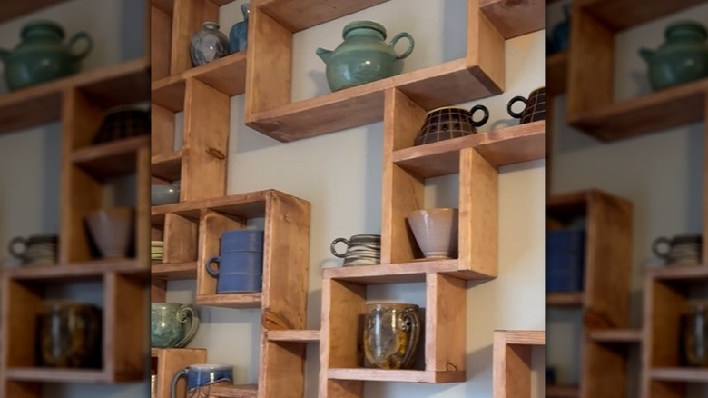 A coffee mug curio display
