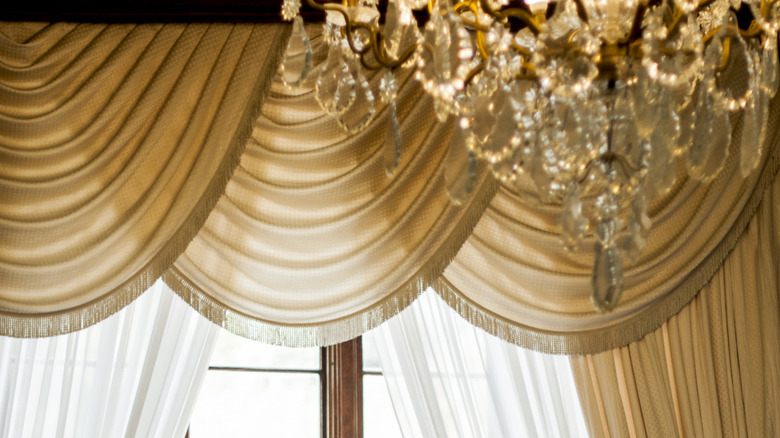 No More Overly Formal Window Treatments: The Trending Materials That Look So Upscale