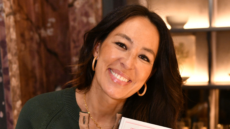 close up of Joanna Gaines smiling