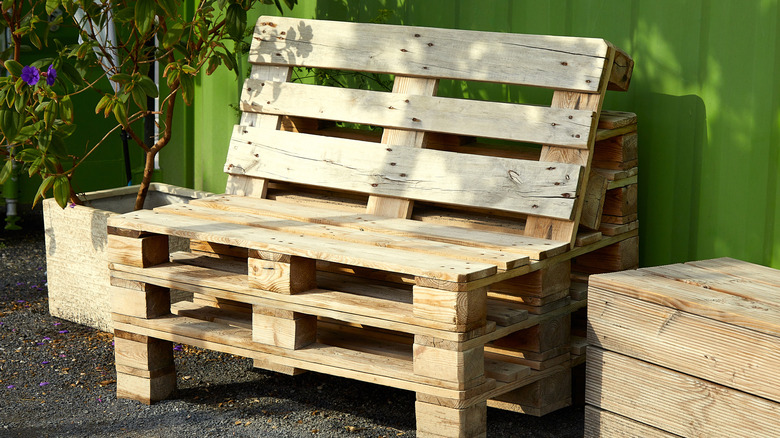 pallet bench sitting outside