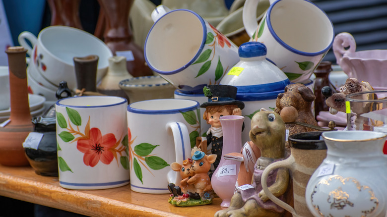 Kitschy items at a thrift store