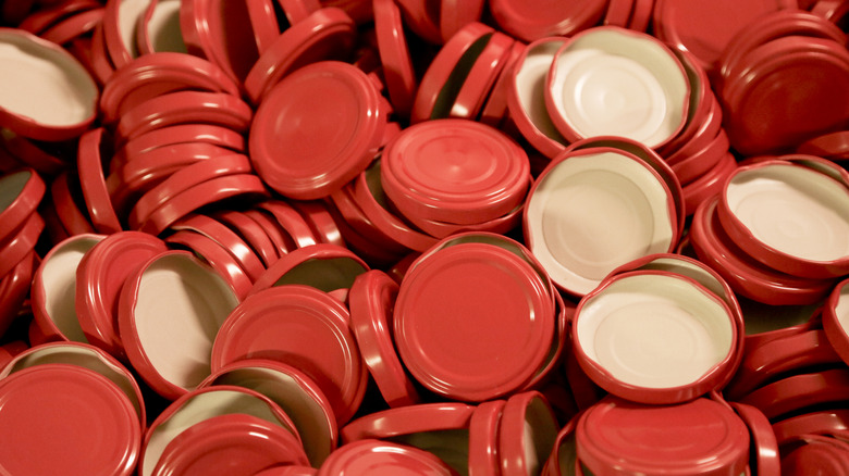 Red jar lids